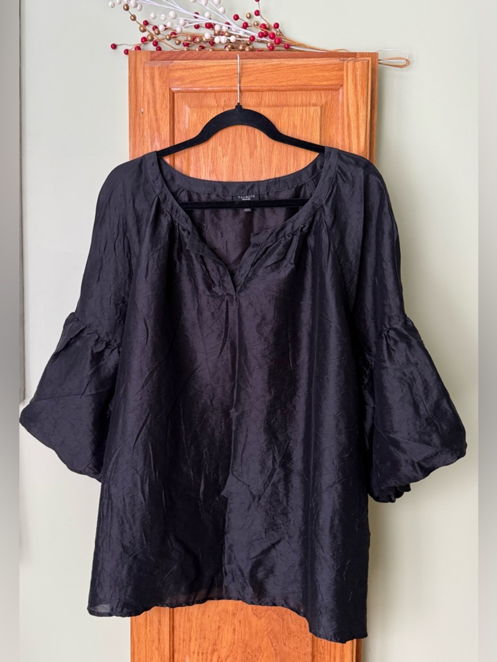 2/$40 79% Silk Black Popover